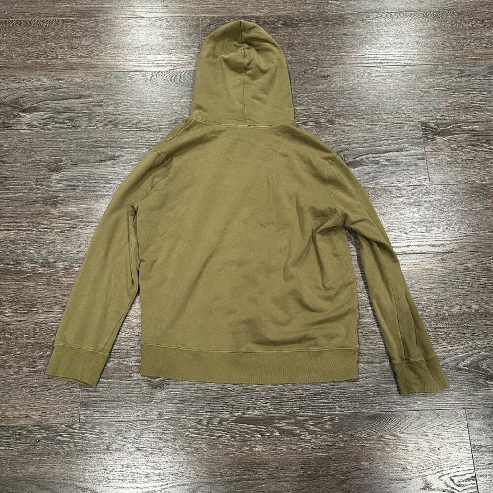 Disney Disney The Lion King Men’s Hoodie – Size XL – Olive Green Size US XL / EU 56 / 4 - 6 Thumbnail