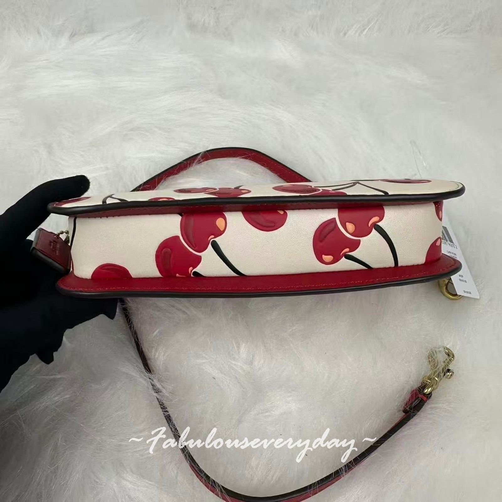 Coach Coach Penn Shoulder Bag Cherry Print In Leather/Gold/Chalk Size ONE SIZE - 7 Thumbnail