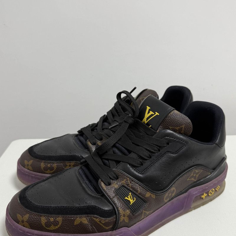 Louis Vuitton Louis Vuitton Trainer Casual Shoes in Purple and Gold 0079 Size US 10 / EU 43 - 1 Thumbnail