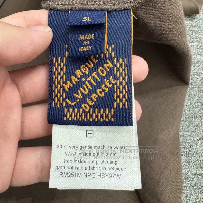 Louis Vuitton Louis Vuitton size 5l SS25 rhinestone letter short sleeve Size US M / EU 48-50 / 2 - 6 Thumbnail