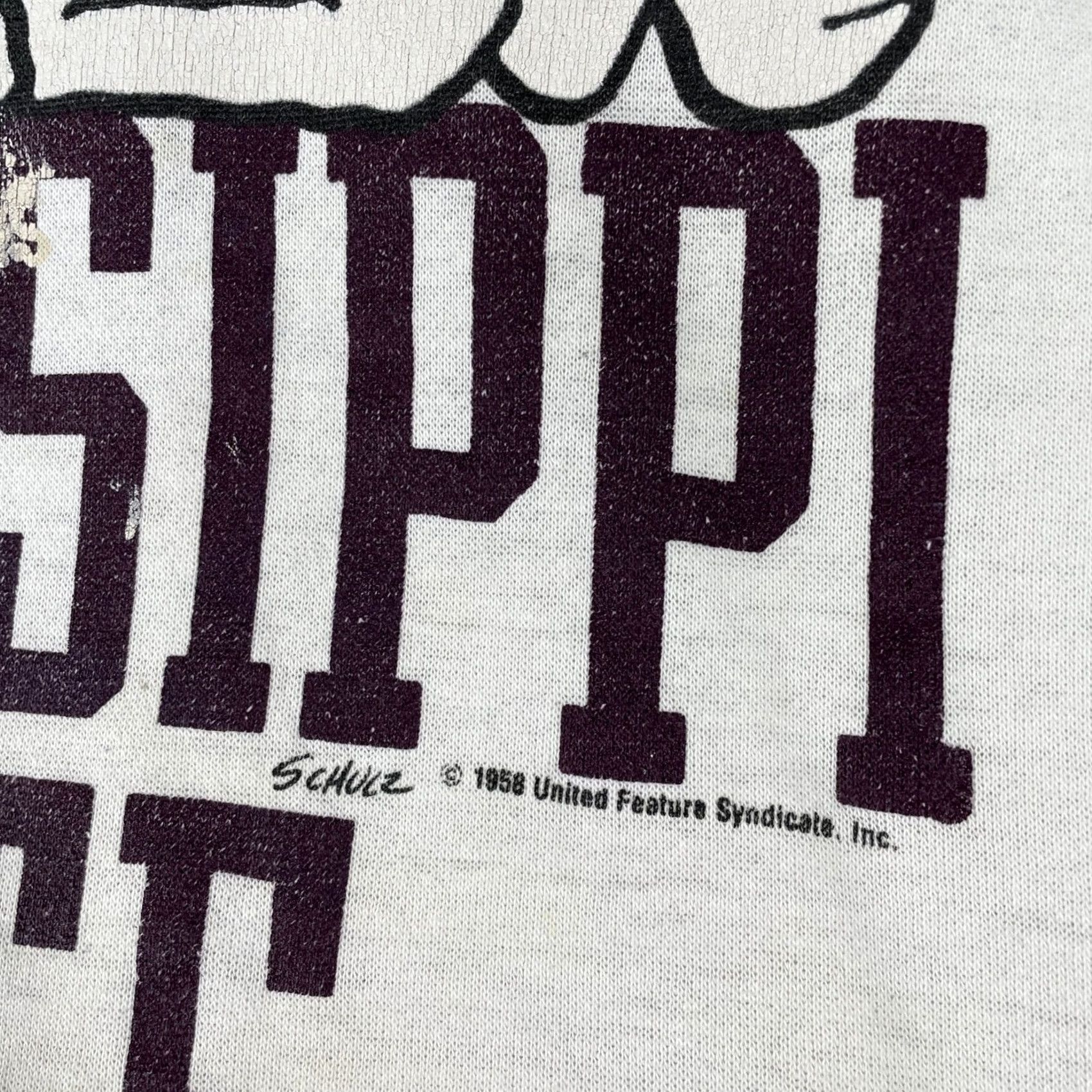 Vintage VINTAGE Snoopy Mississippi State Sweatshirt Mens XL White College Graphic Print Cowboys? No -- Size US XL / EU 56 / 4 - 5 Thumbnail