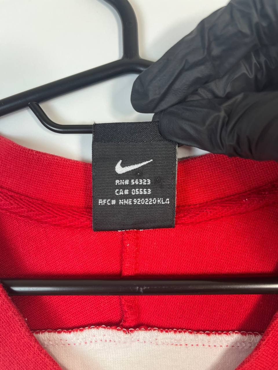 Nike NIKE TEAM CANADA HOCKEY JERSEY WHITE RED VINTAGE MENS SIZE M Size US M / EU 48-50 / 2 - 5 Thumbnail