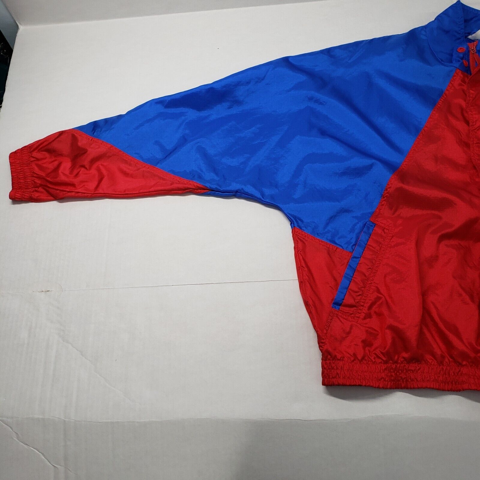 Nike Vintage Nike Windbreaker Jacket Men Large Red Blue Spiderman Size US L / EU 52-54 / 3 - 15 Thumbnail