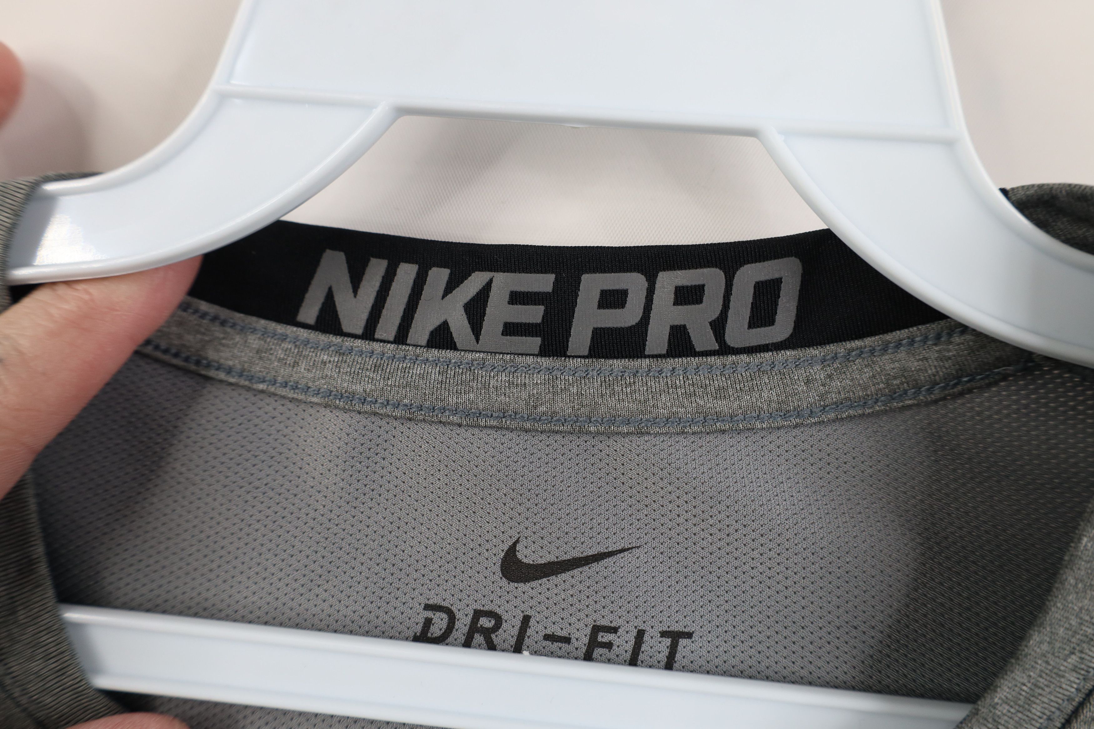 Nike Nike Pro Combat Compression Training Short Sleeve T-Shirt Size US M / EU 48-50 / 2 - 8 Thumbnail