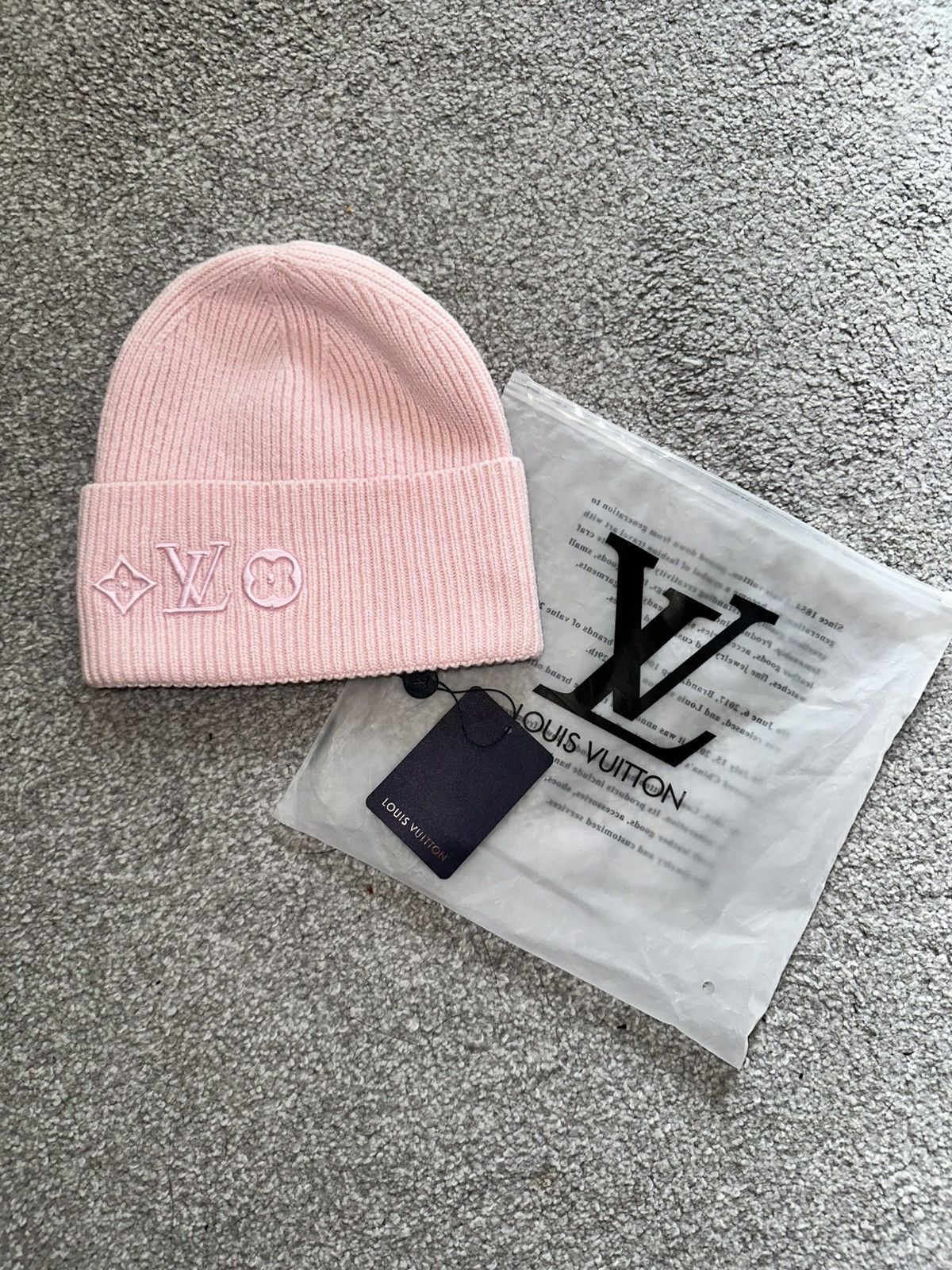 Other Rose Pink Ribbed Knit Monogram Beanie Size ONE SIZE - 1 Thumbnail