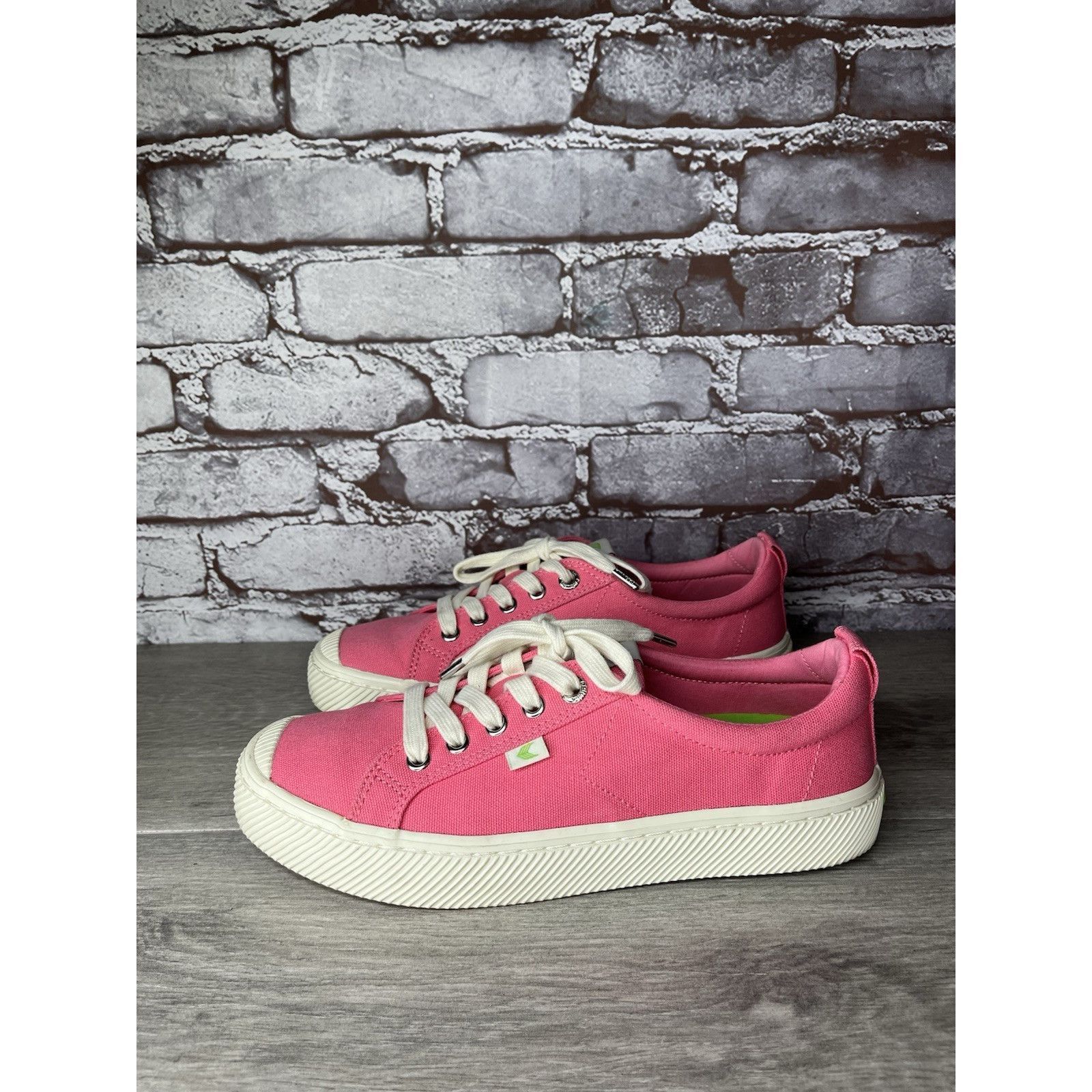 Frescobol Carioca Cariuma OCA Pink Lemonade Canvas Sneakers Shoes Women Sz 9M Size US 9 / EU 42 - 19 Thumbnail