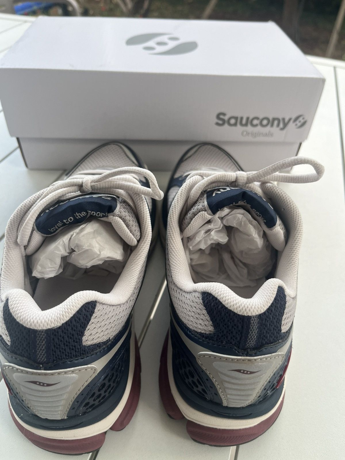 Saucony Saucony Triumph 4 Moon/Navy Sneakers Size US 8.5 / EU 41-42 - 6 Thumbnail