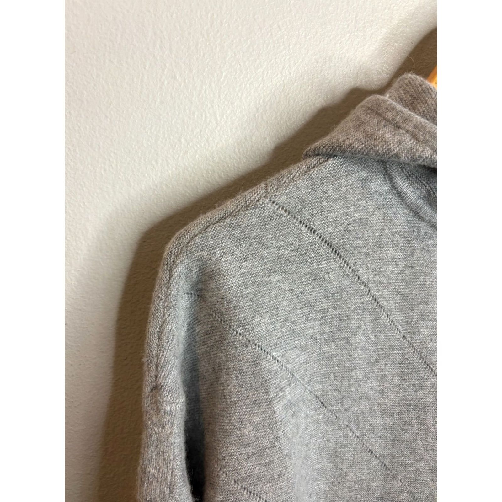 Ted Baker Ted Baker Hoodie Sweater Full Zip Viscose Cotton Women's Size 4 Gray 1051 Size S / US 4 / IT 40 - 2 Thumbnail