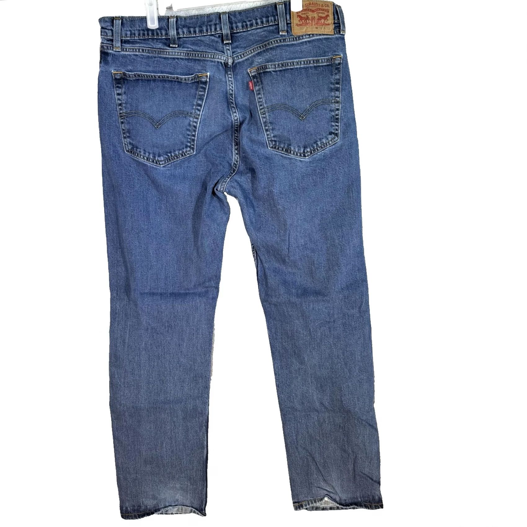 Levi's Levi's 505 Jeans Mens 38x32 Blue Denim Straight Leg Classic Fit Medium Wash Size US 38 / EU 54 - 2 Thumbnail