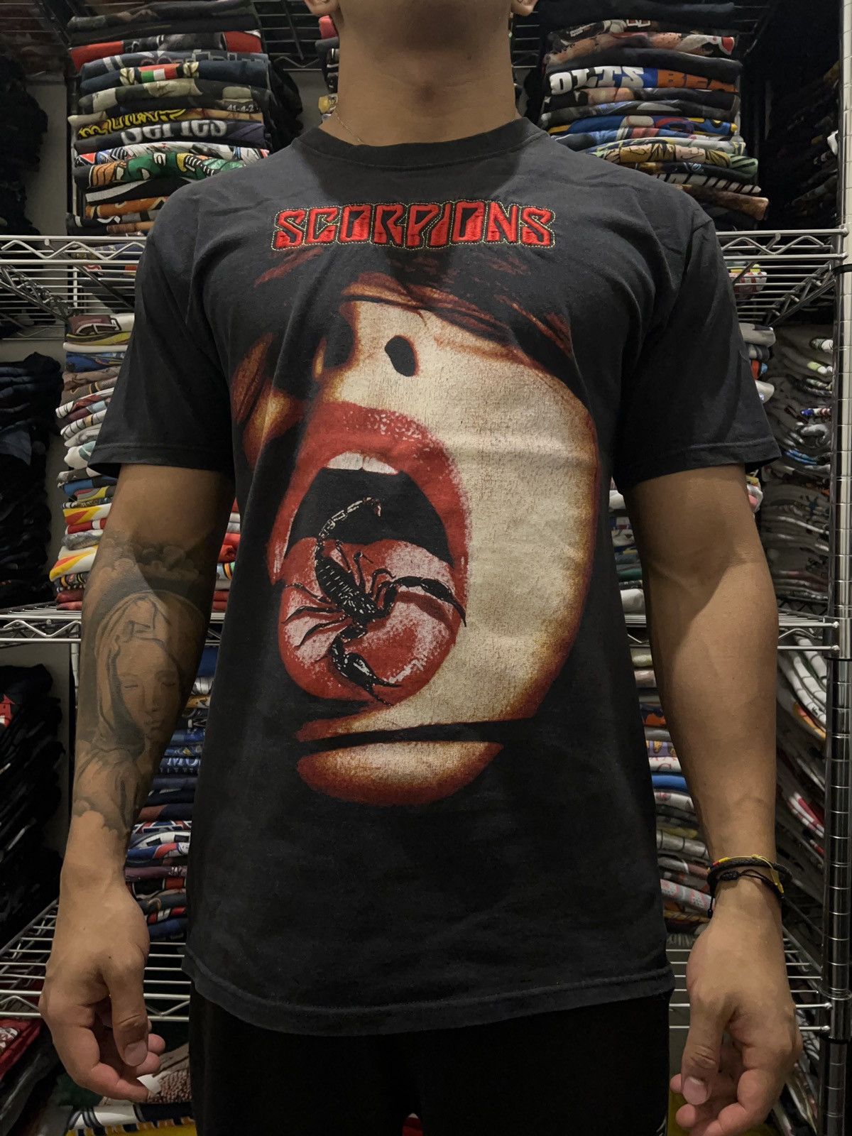 Band Tees 2000s Scorpions Embroidered Mexican Bootleg Tee Tongue Size US L / EU 52-54 / 3 - 3 Thumbnail