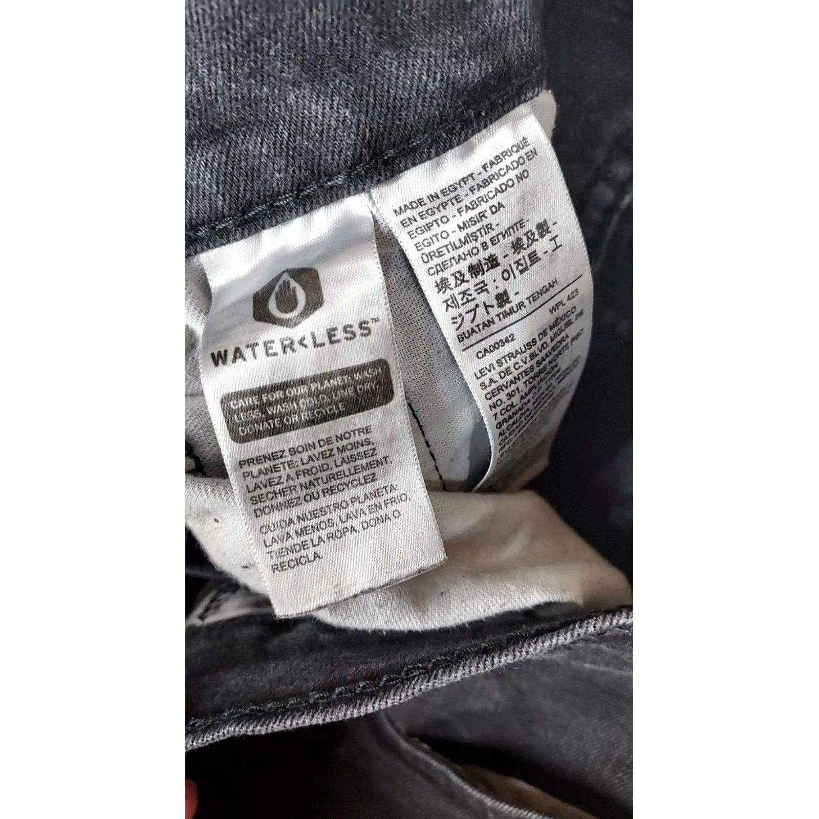 Levi's Levi's 511 Mens Straight Jeans Size 36x32 Dark Wash Black Denim Black Label Regular Stretch Cotton 5-Pocket Logo Vintage? No (adjusted) Size US 36 / EU 52 - 5 Thumbnail