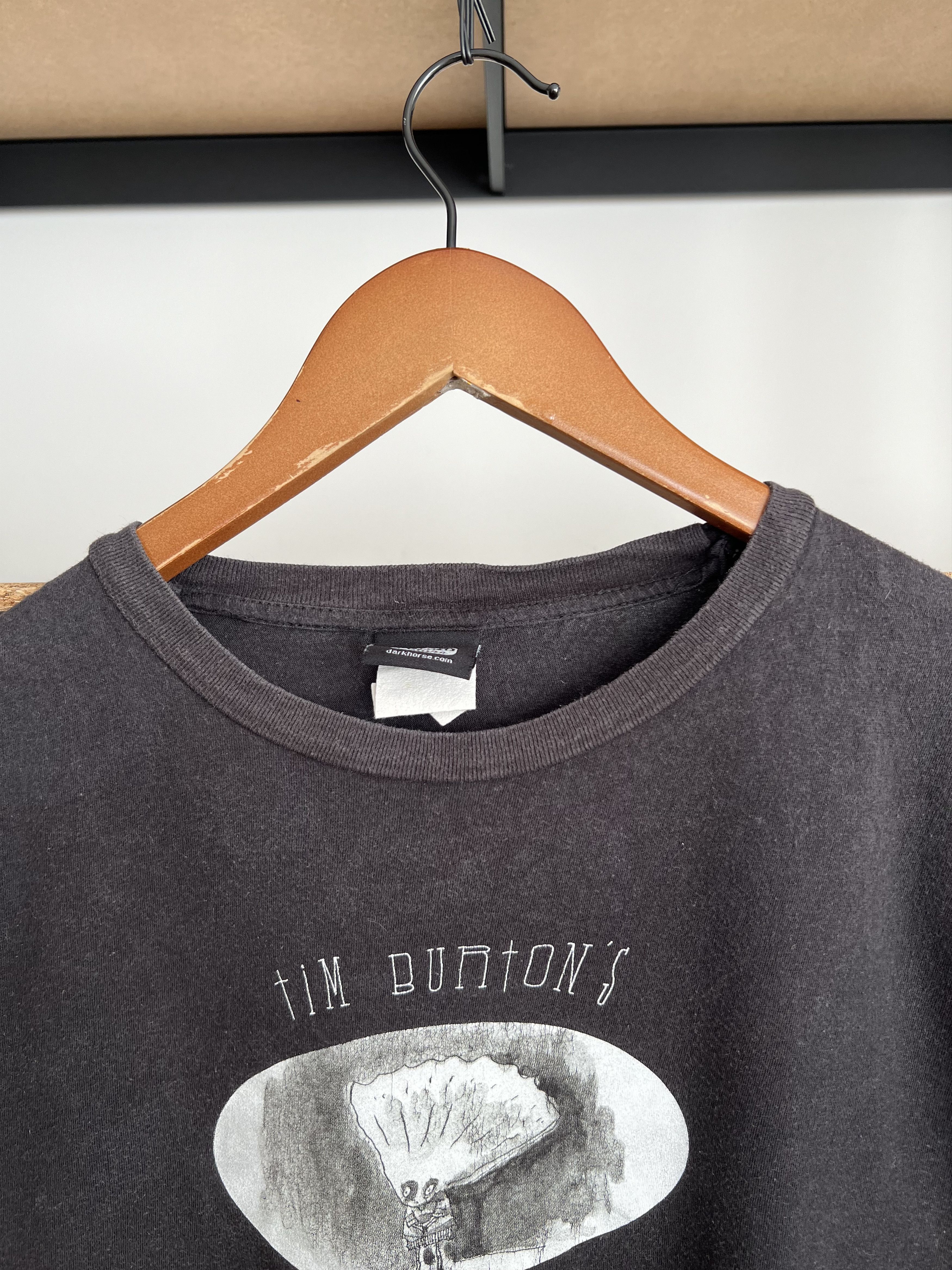 Vintage Vintage 2000s Tim Burton The Melancholy Death of Oyster Boy Size US M / EU 48-50 / 2 - 11 Thumbnail