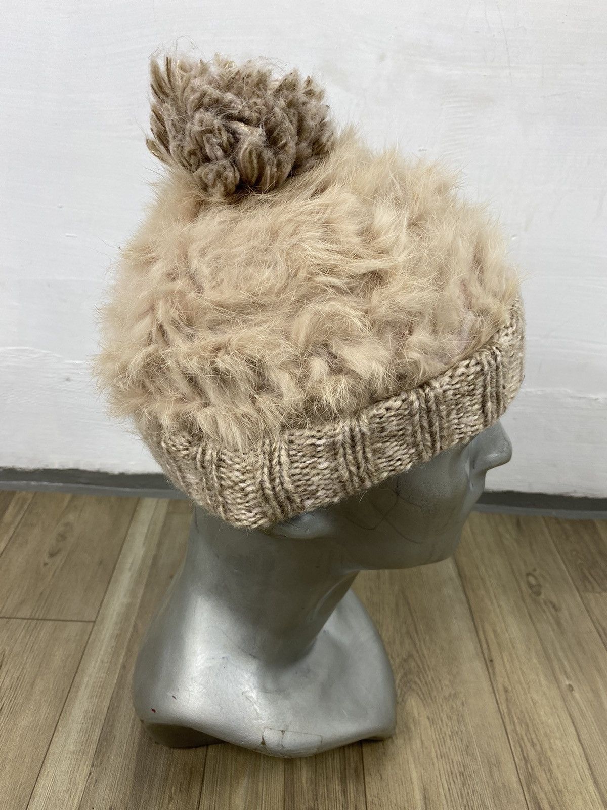 Japanese Brand Polcadot Japanese Fur Beanie Hats Size ONE SIZE - 5 Thumbnail