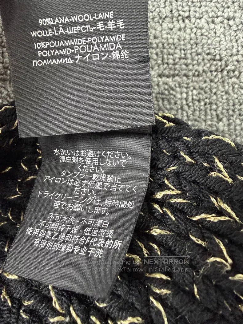Saint Laurent Paris Saint Laurent Paris Black and gold snowflake blended wool Size ONE SIZE - 4 Thumbnail