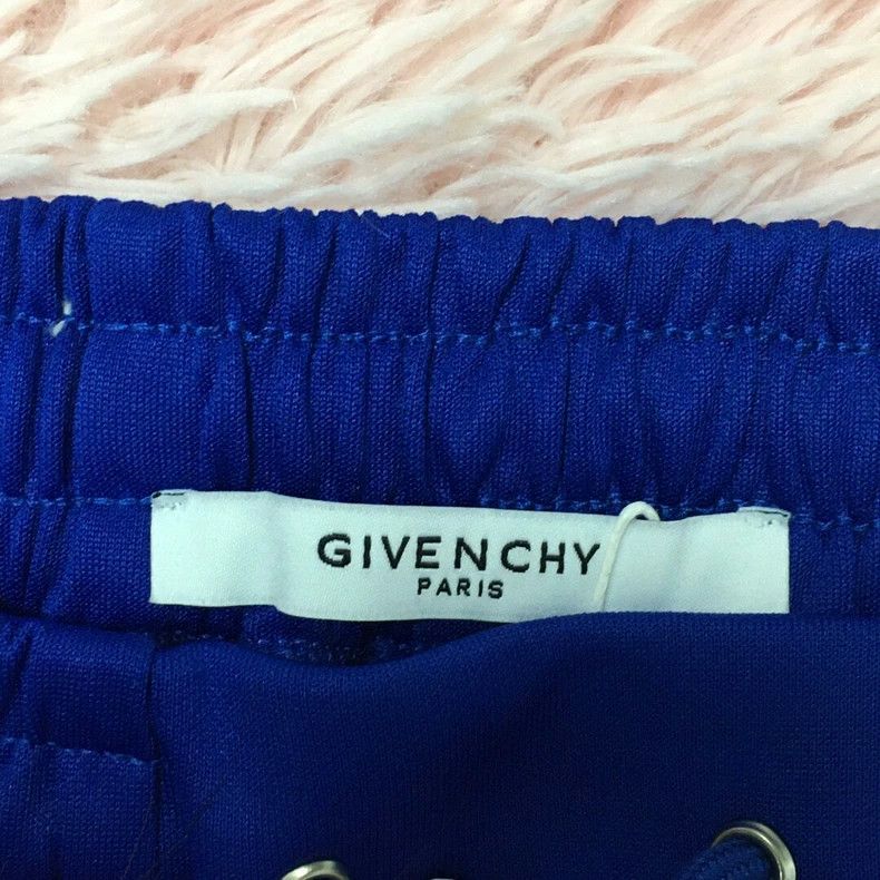 Givenchy Givenchy SizeS Trendy shorts men's summer wear five minutes Size US 31 - 5 Thumbnail