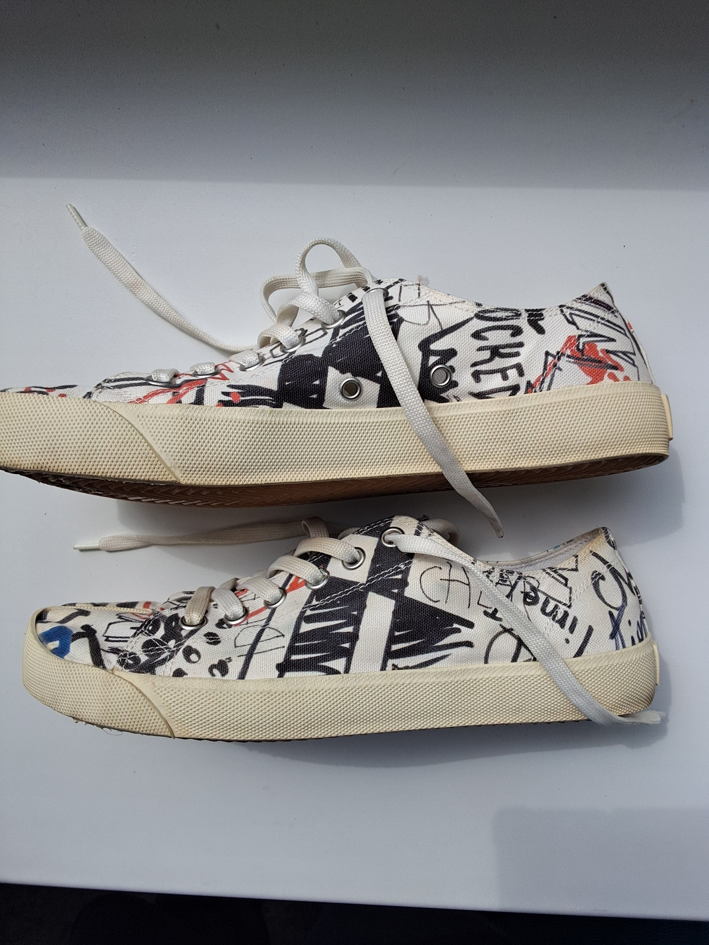 Maison Margiela Maison MargielaLow Top Sneakers«Graffiti Print»Rare Archives Size US 9 / EU 42 - 3 Thumbnail