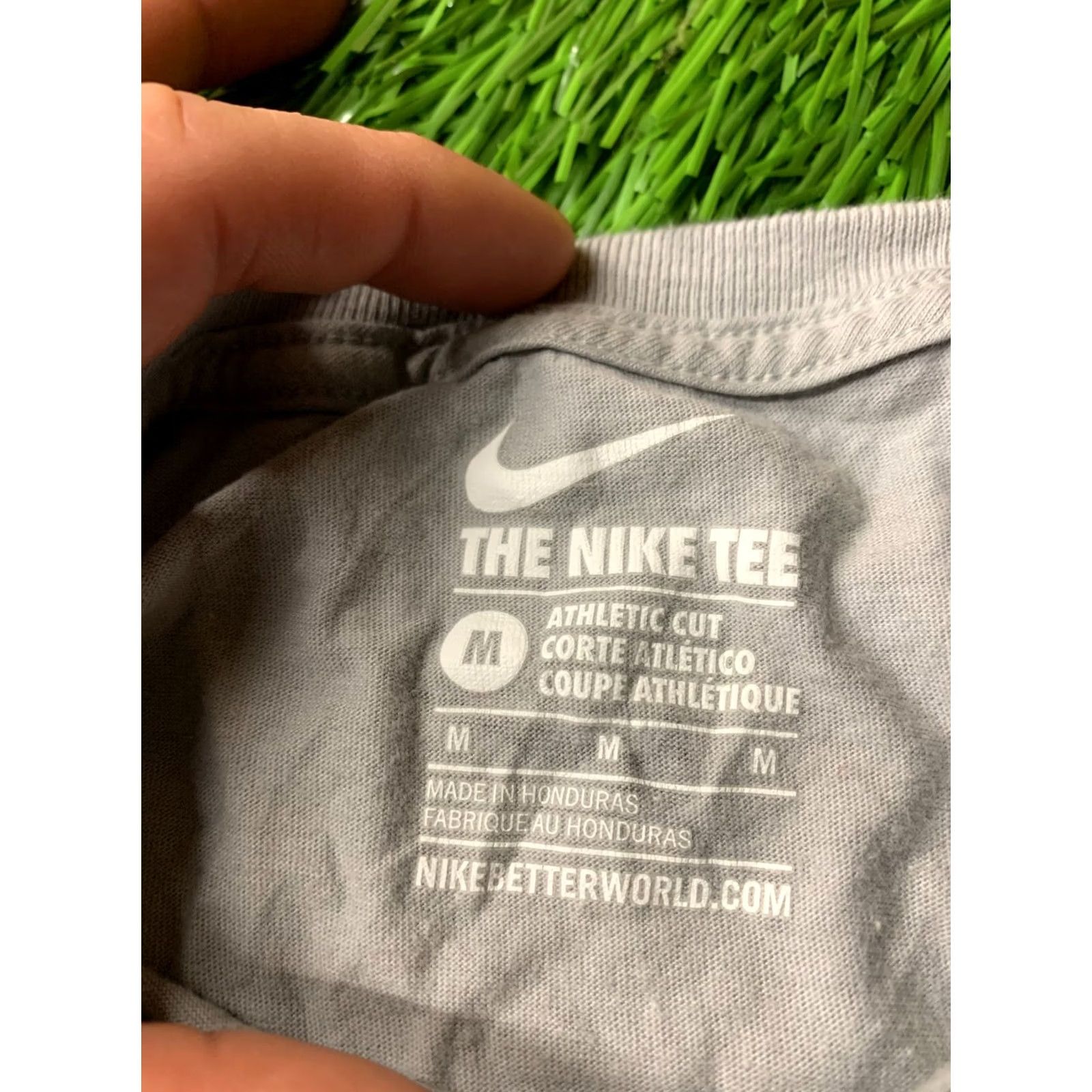 Nike NIKE Shirt Mens M Gray 100% Cotton Short Sleeve Crew Neck T-SHIRT 2015 Casual Jersey Vintage No Size US M / EU 48-50 / 2 - 4 Thumbnail