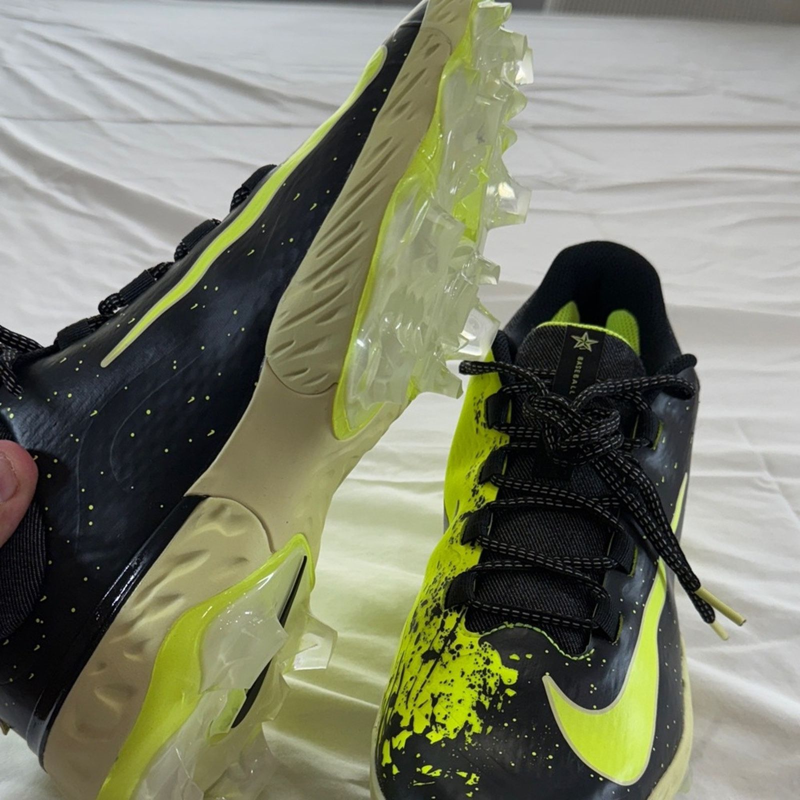 Nike Nike-Alpha Huarache Elite 4 Low MCS '24 All-Star' sz US M 11 Size US 11 / EU 44 - 4 Thumbnail