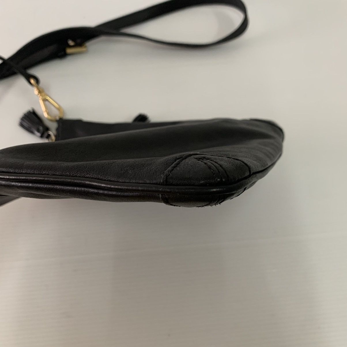 Anya Hindmarch Anya Hindmarch Black Leather Slinngbag Size ONE SIZE - 7 Thumbnail