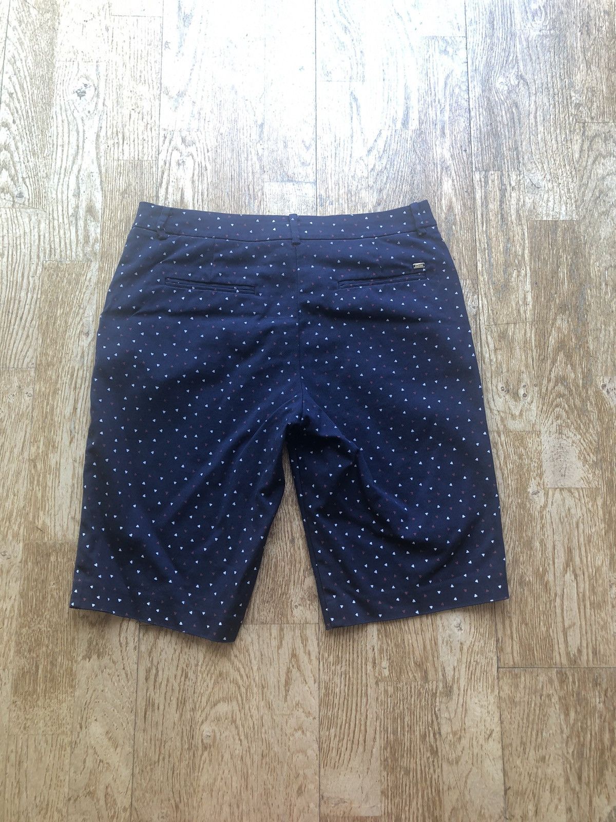 Tommy Hilfiger VINTAGE TOMMY HILFIGER QUALITY SHORTS Size 31" - 2 Thumbnail