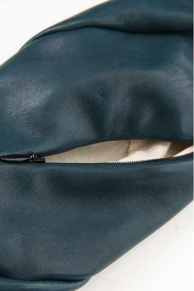 The Viridi-anne Assymetric Long Neck Bag Leather Size ONE SIZE - 13 Thumbnail