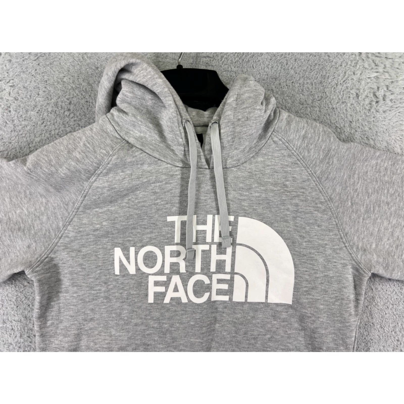 The North Face VINTAGE is not applicable; The North Face Hoodie Womens M Gray Logo Pocket Cotton Blend Size M / US 6-8 / IT 42-44 - 7 Thumbnail