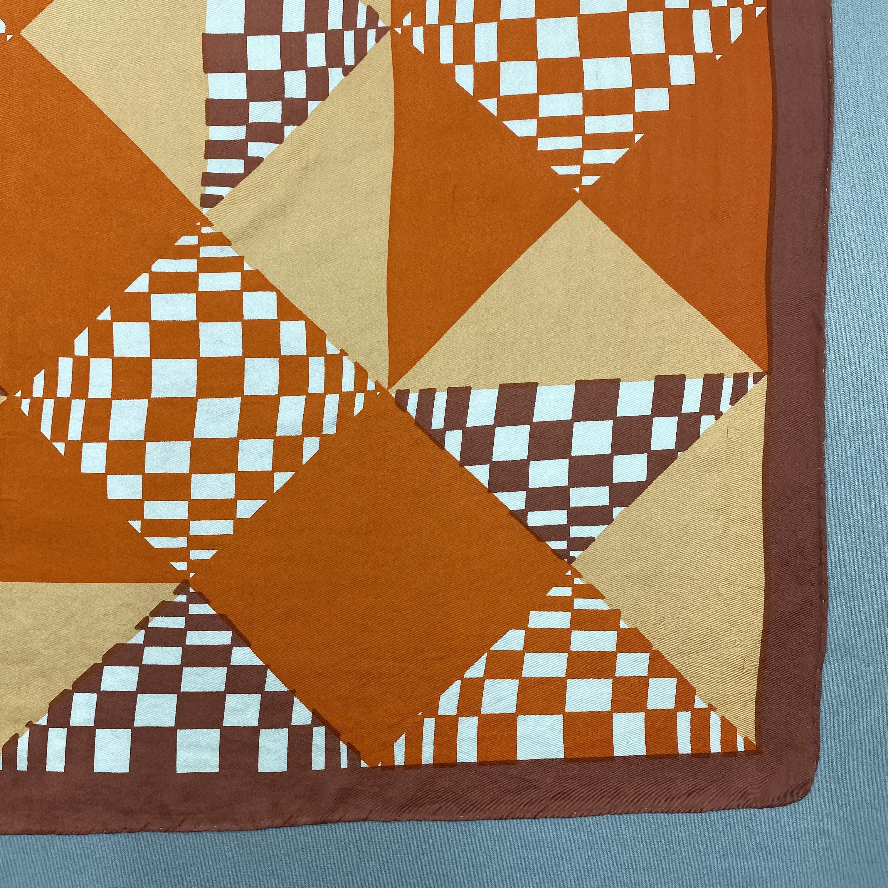 Japanese Brand Vintage Geometric Quilt SILK Scarf Twill Stole Wraps Scarves Size ONE SIZE - 5 Thumbnail