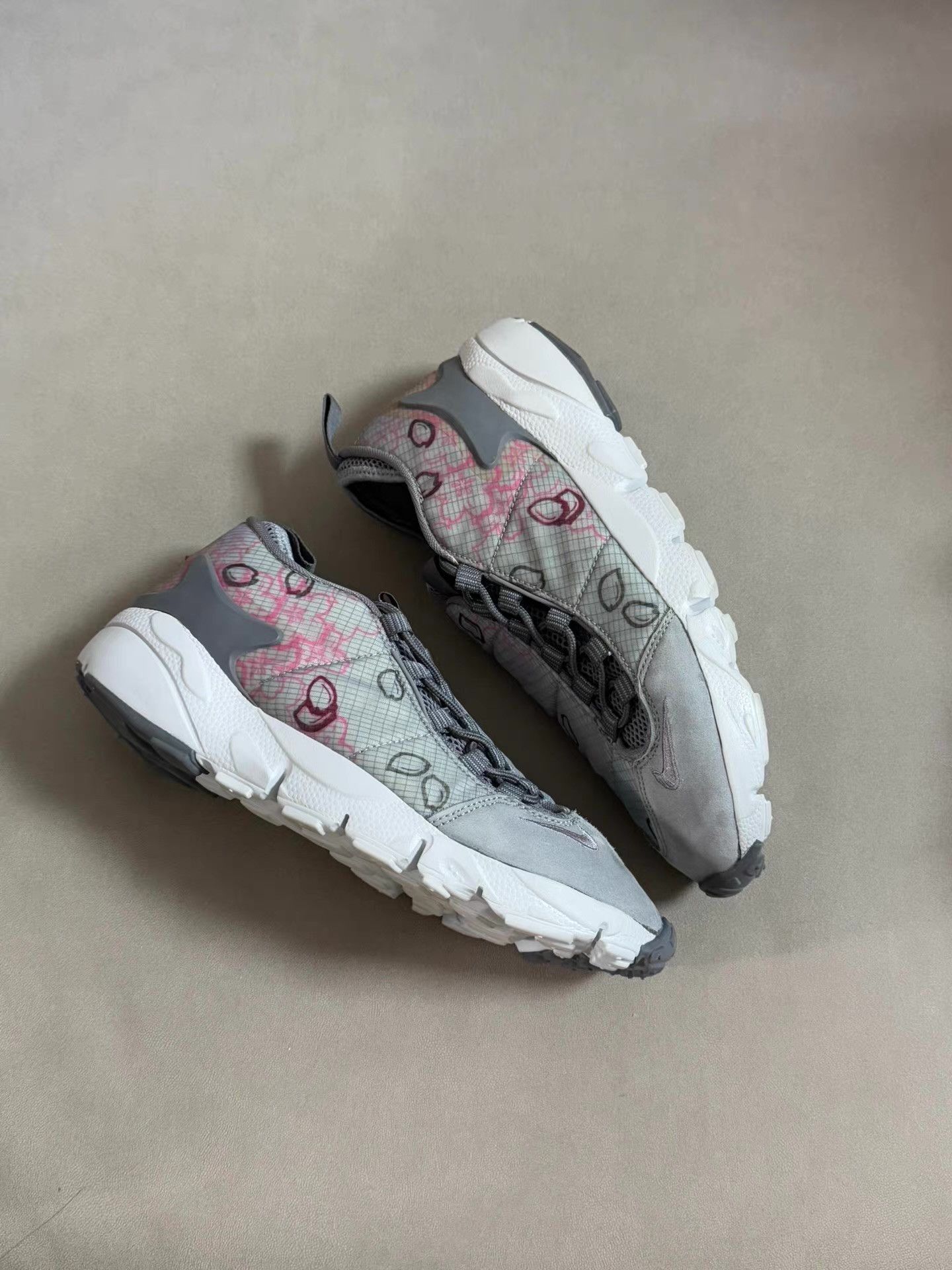 Nike Nike Footscape Cherry Blossom Ｑ20 Size US 7.5 / EU 40-41 - 4 Thumbnail