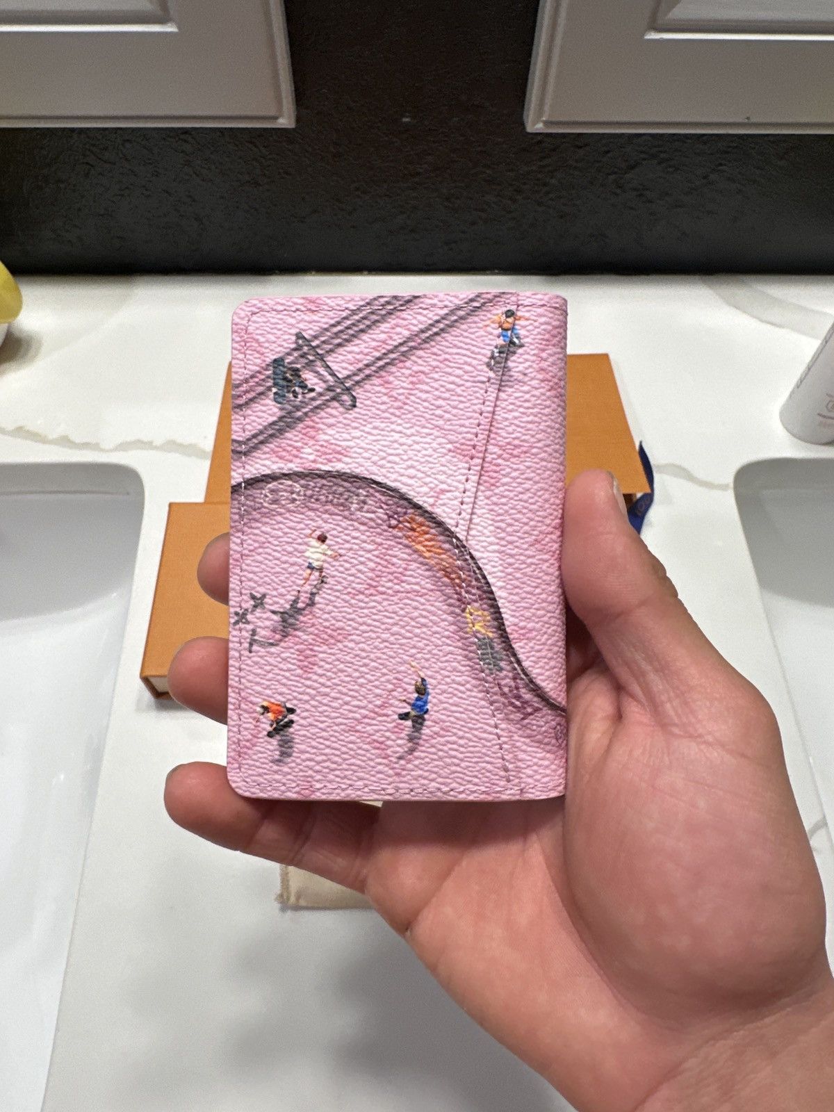 Louis Vuitton Louis Vuitton Skate Pocket Organizer Size ONE SIZE - 2 Thumbnail