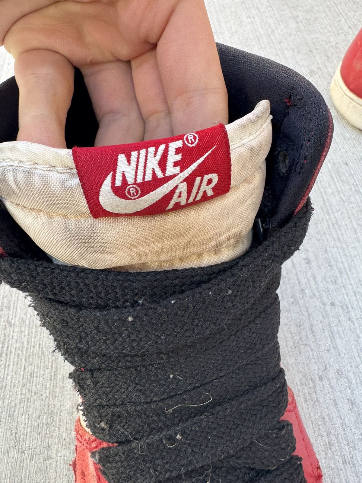 Jordan Brand JORDAN 1 RETRO HIGH OG CHICAGO LOST AND FOUND SIZE 12 Size US 12 / EU 45 - 6 Thumbnail