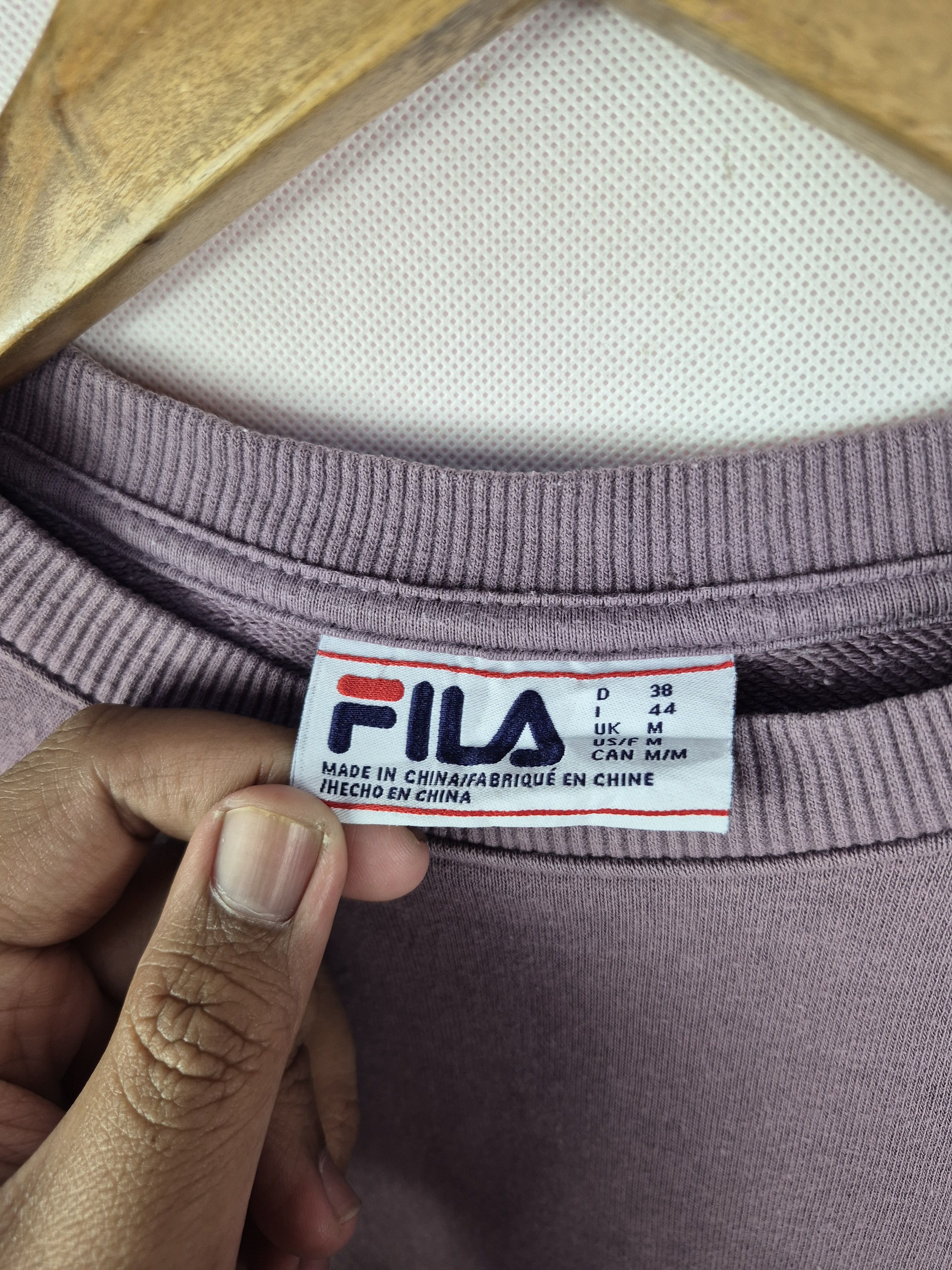 Fila 🔥 Fila Small Patch Logo Embroided Sweatshirt Jumper Size US M / EU 48-50 / 2 - 6 Thumbnail