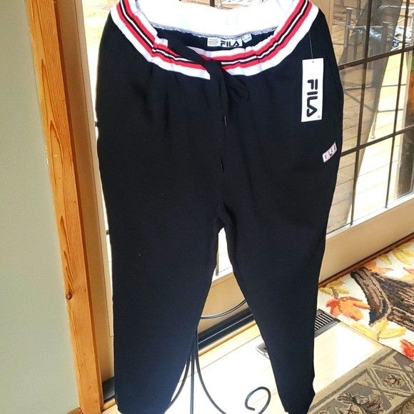 Fila Fila Black Weekend Cinched Sz. 2X Jogger Size US 38 / EU 54 - 1 Thumbnail