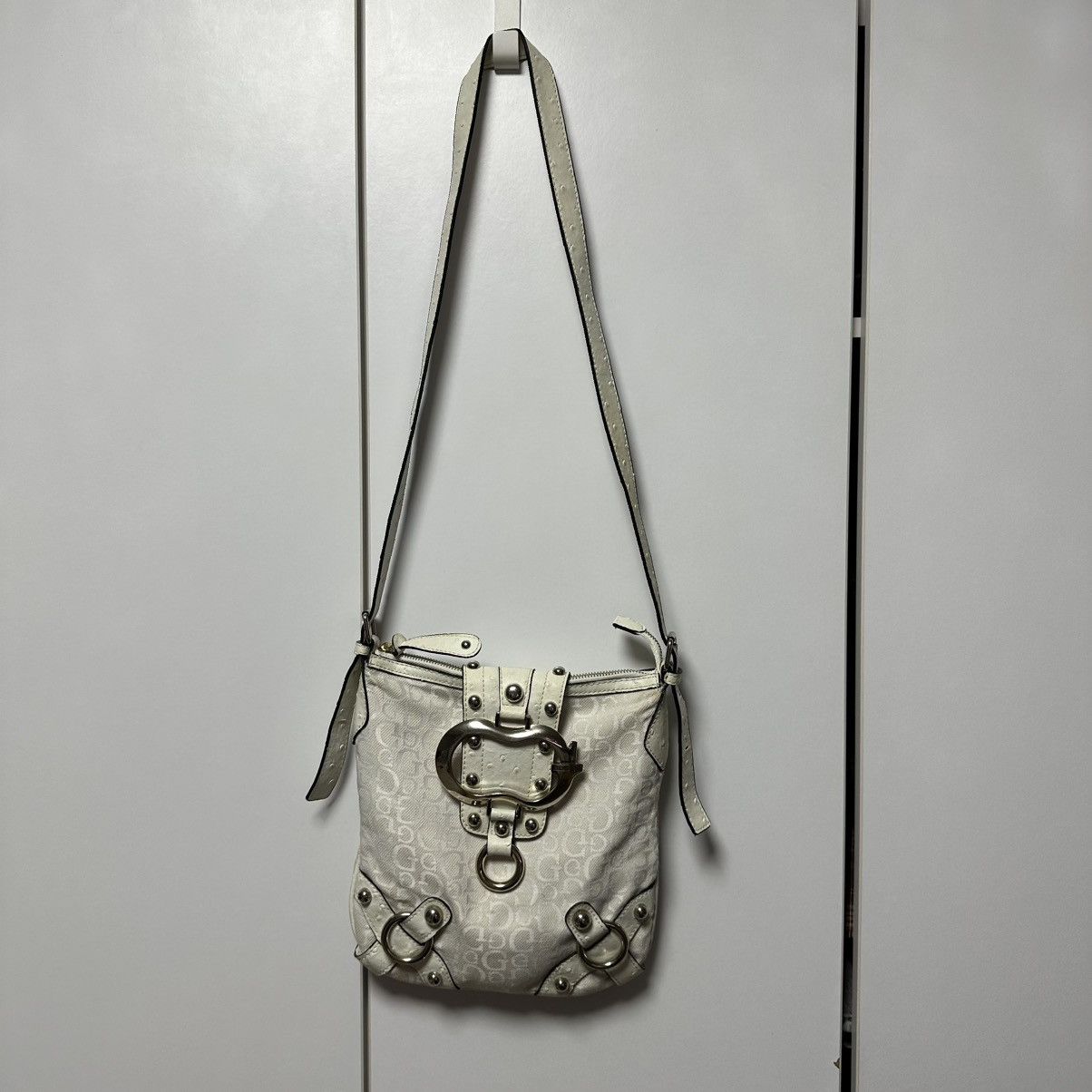 Guess Guess Vintage Beg Rare Y2K Avangarde Size ONE SIZE - 1 Thumbnail