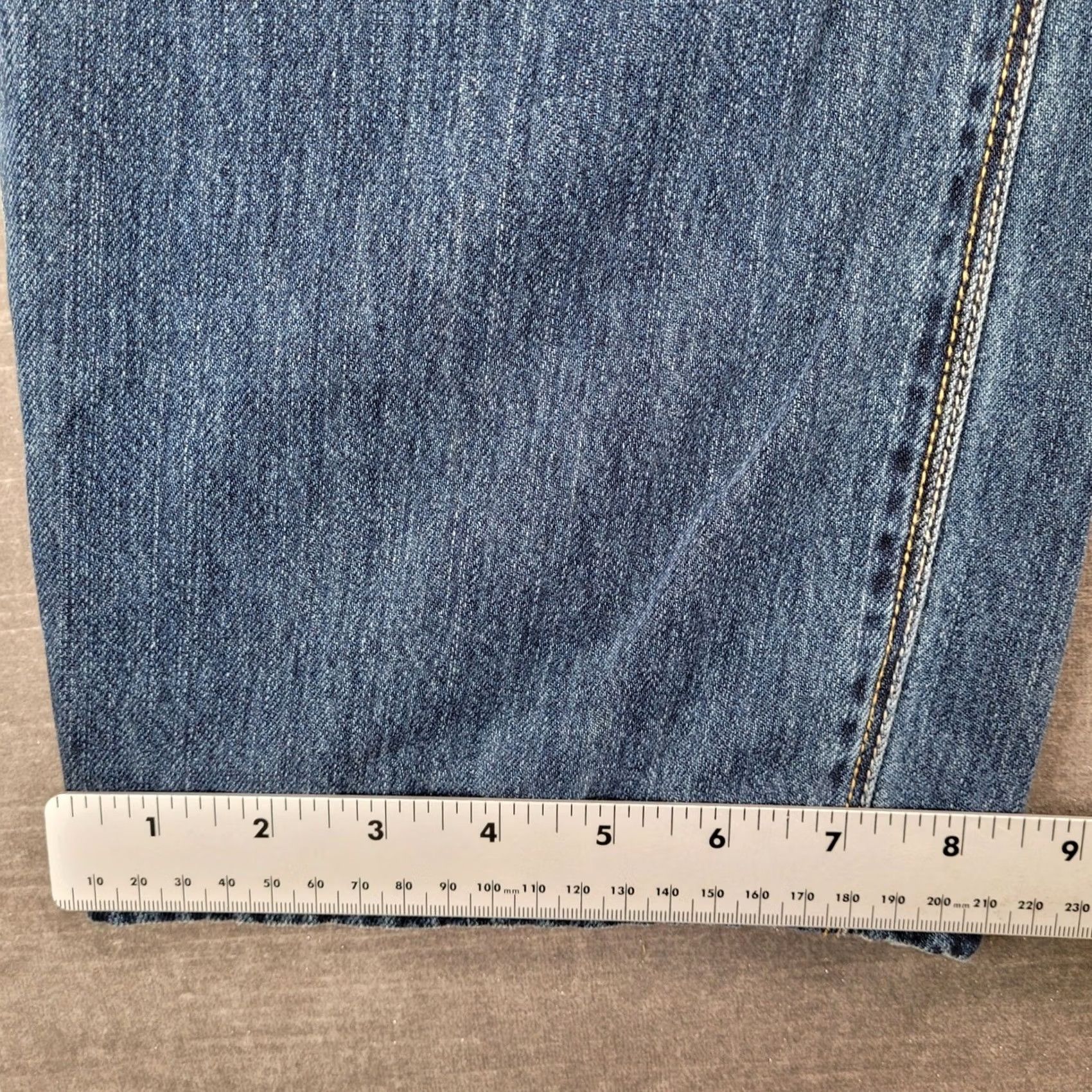 Tommy Bahama Tommy Bahama Jeans Mens 36x29 Blue Denim Lyocell Blend Straight Regular Fit Casual 5-Pocket Logo Size US 36 / EU 52 - 2 Thumbnail