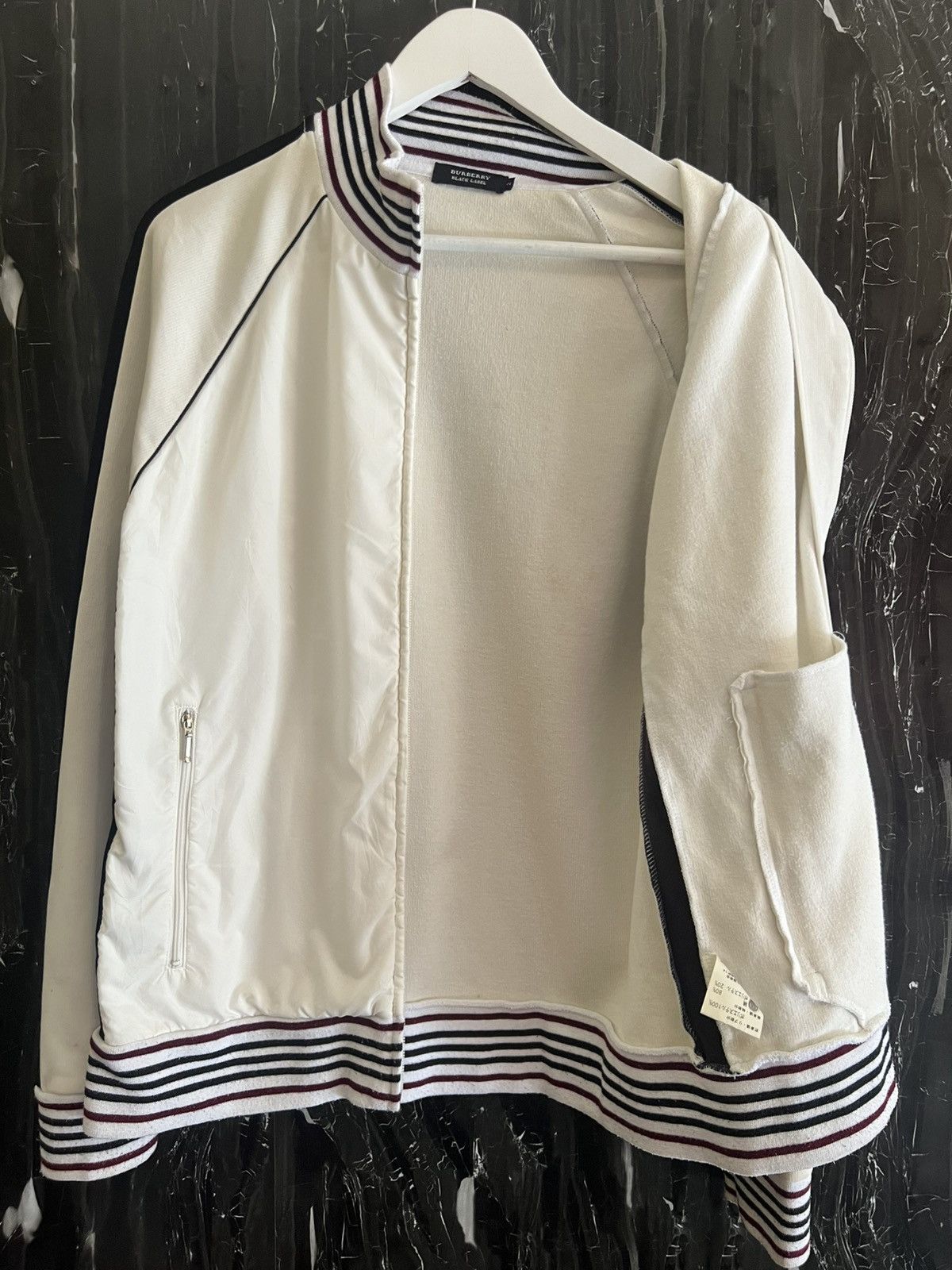 Burberry Burberry Small Logo Sweater – Luxury Minimal Streetwear Size US M / EU 48-50 / 2 - 3 Thumbnail