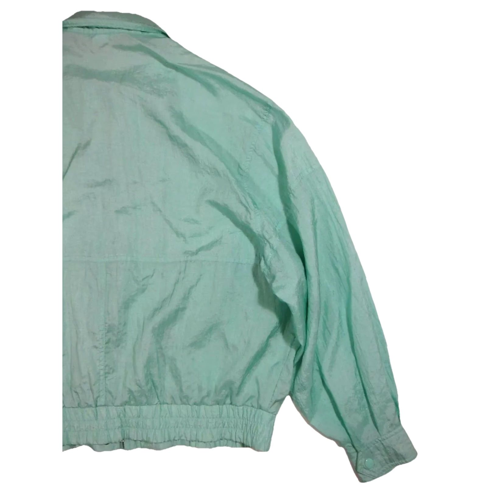 Jantzen Vintage Jantzen Windbreaker Jacket Large Nylon Mint Green Zip Pocket 100% Nylon Pockets Zip Collared Women Size L / US 10 / IT 46 - 5 Thumbnail