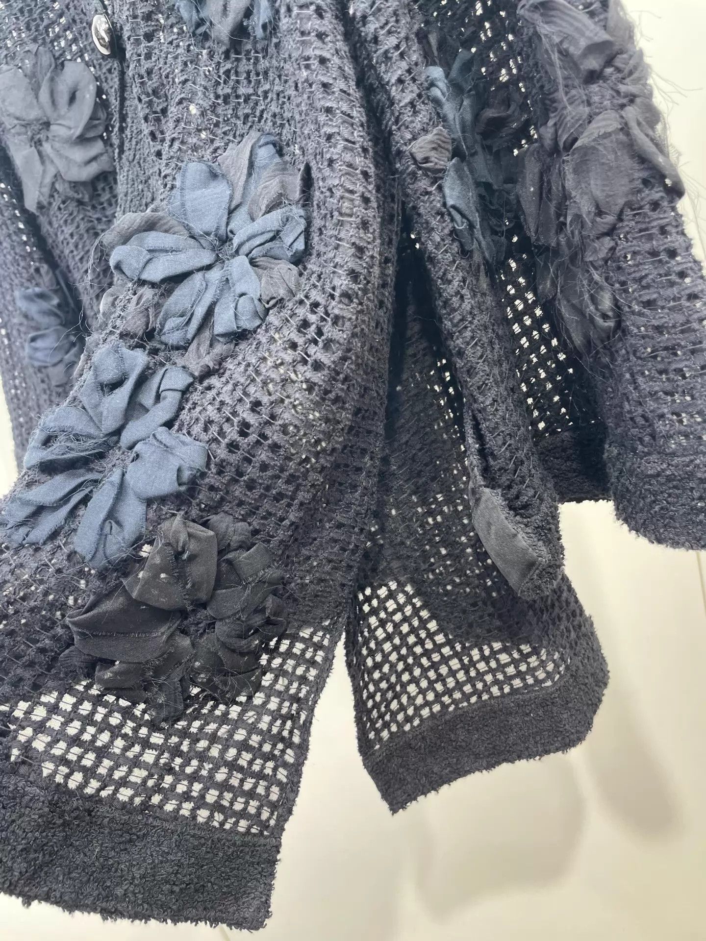Chanel Chanel Black Floral Cutout Cardigan Women's 36 97N Size XS / US 0-2 / IT 36-38 - 4 Thumbnail