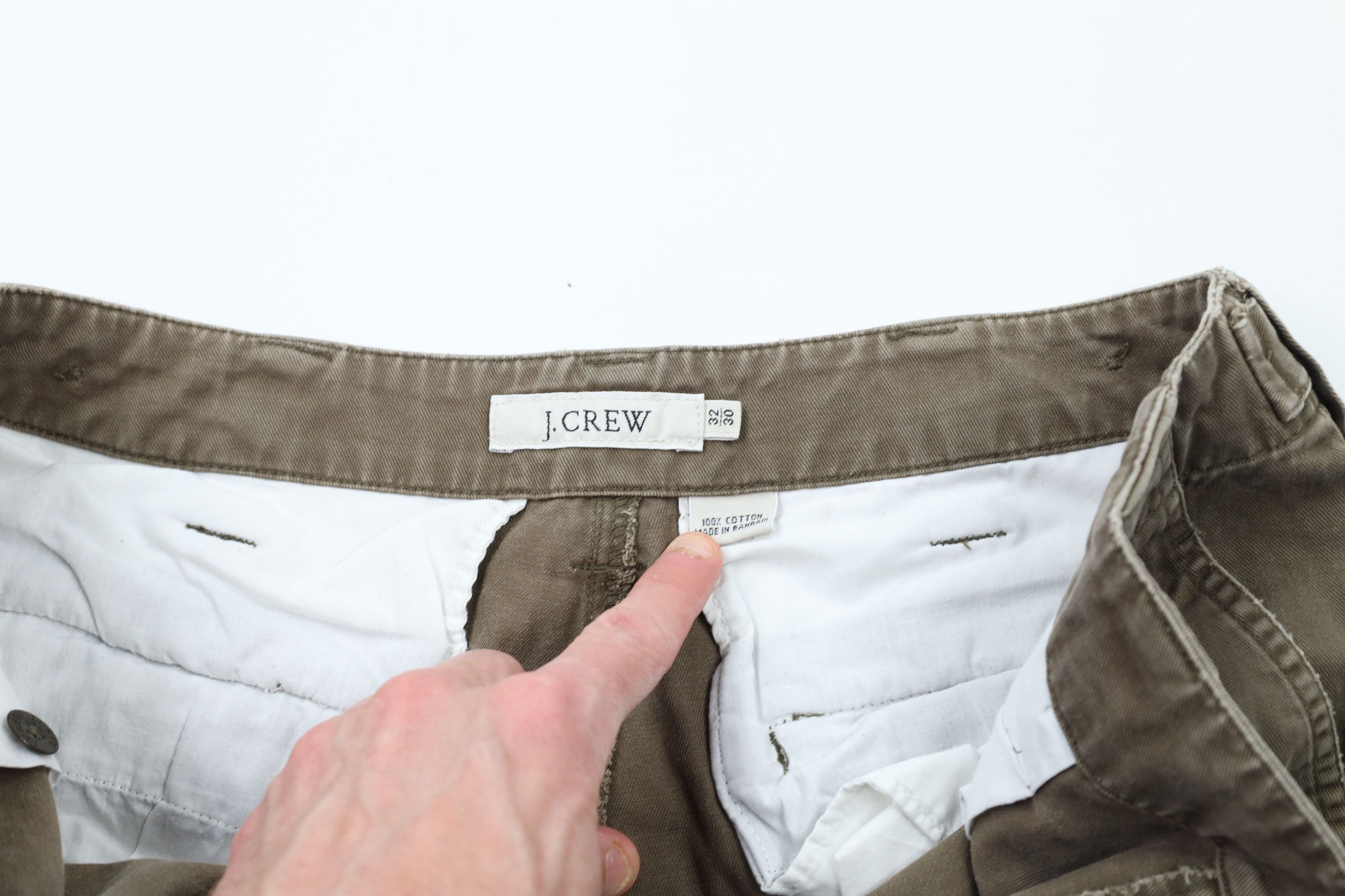 J.Crew Vintage 90s J Crew Button Fly Custom Cut Off Cargo Shorts Size US 32 / EU 48 - 6 Thumbnail