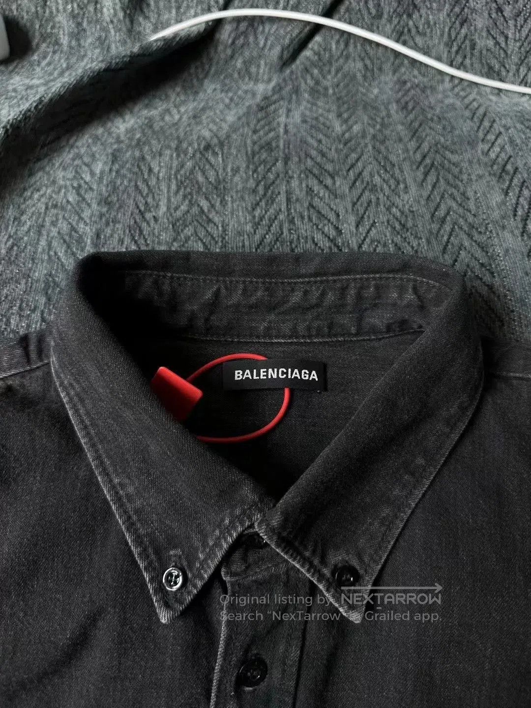 Balenciaga Balenciaga Back Logo Denim Short Sleeve Shirt. Size US XS / EU 42 / 0 - 3 Thumbnail