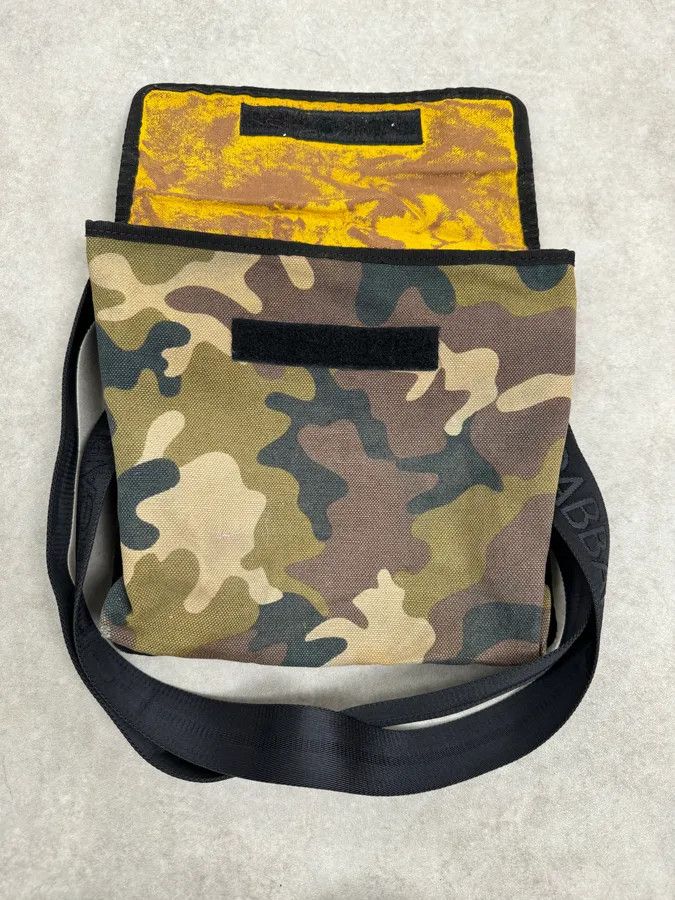 Dolce & Gabbana 2000s Dolce & Gabbana Military Camo Aged Yellow Shoulder Bag Size ONE SIZE - 3 Thumbnail