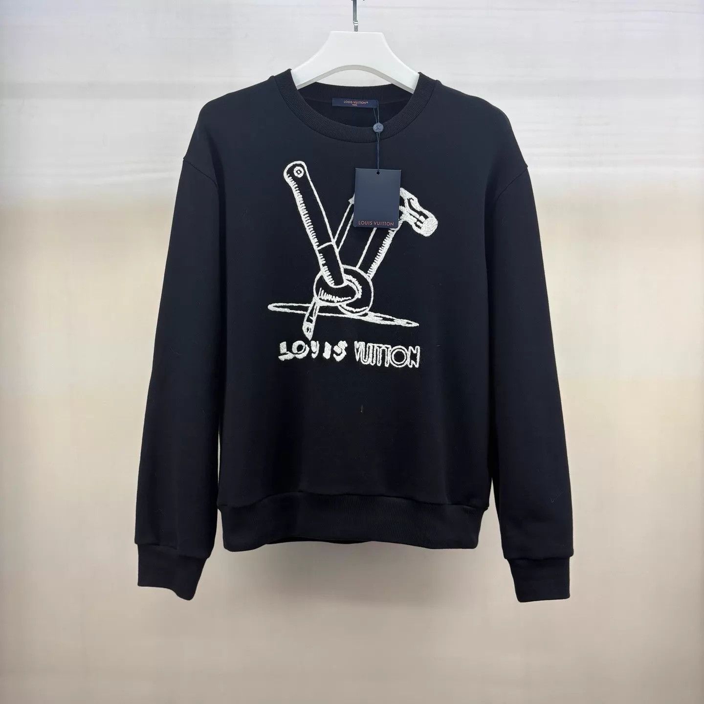 Louis Vuitton LV Tool Embroidered Logo Sweatshirt M new Size M / US 6-8 / IT 42-44 - 1 Thumbnail