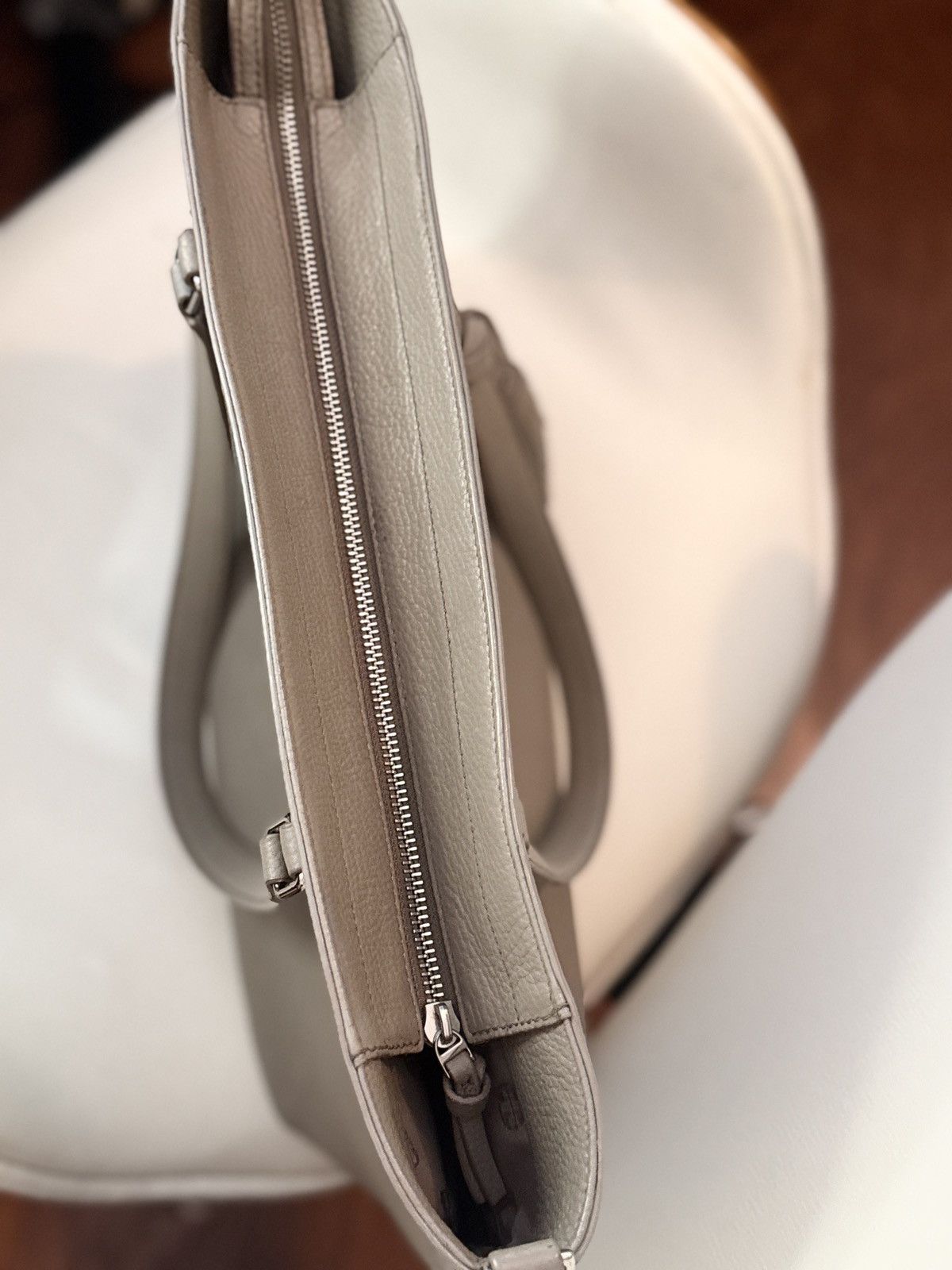 Tory Burch Tory Burch Thea convertible tote bag in pebbled leather Size ONE SIZE - 12 Thumbnail