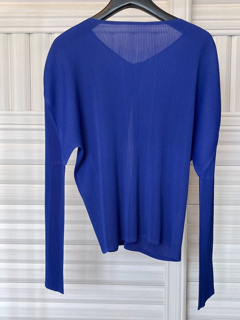 Issey Miyake issey miyake size:3 A blue cardigan with a button Size S / US 4 / IT 40 - 5 Thumbnail