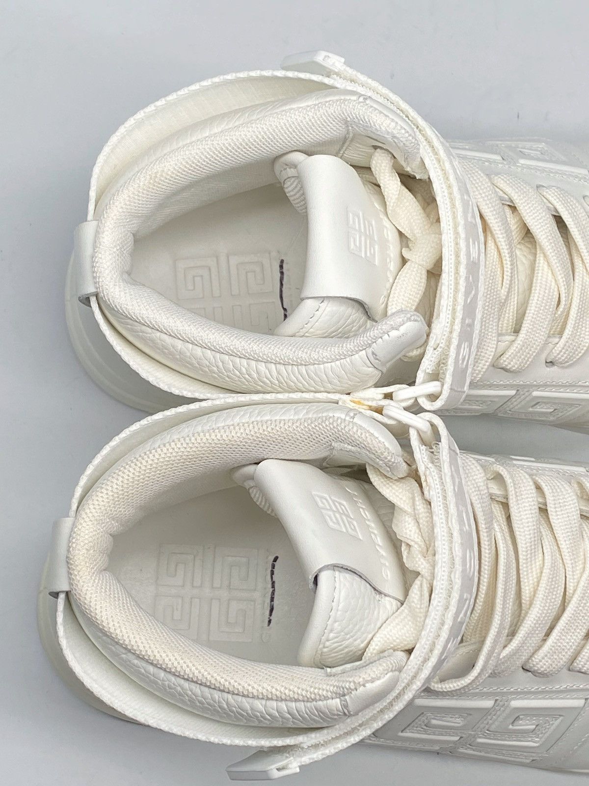 Givenchy Givenchy G4 High Top Leather Sneakers size 42/us size 9 Size US 9 / EU 42 - 7 Thumbnail