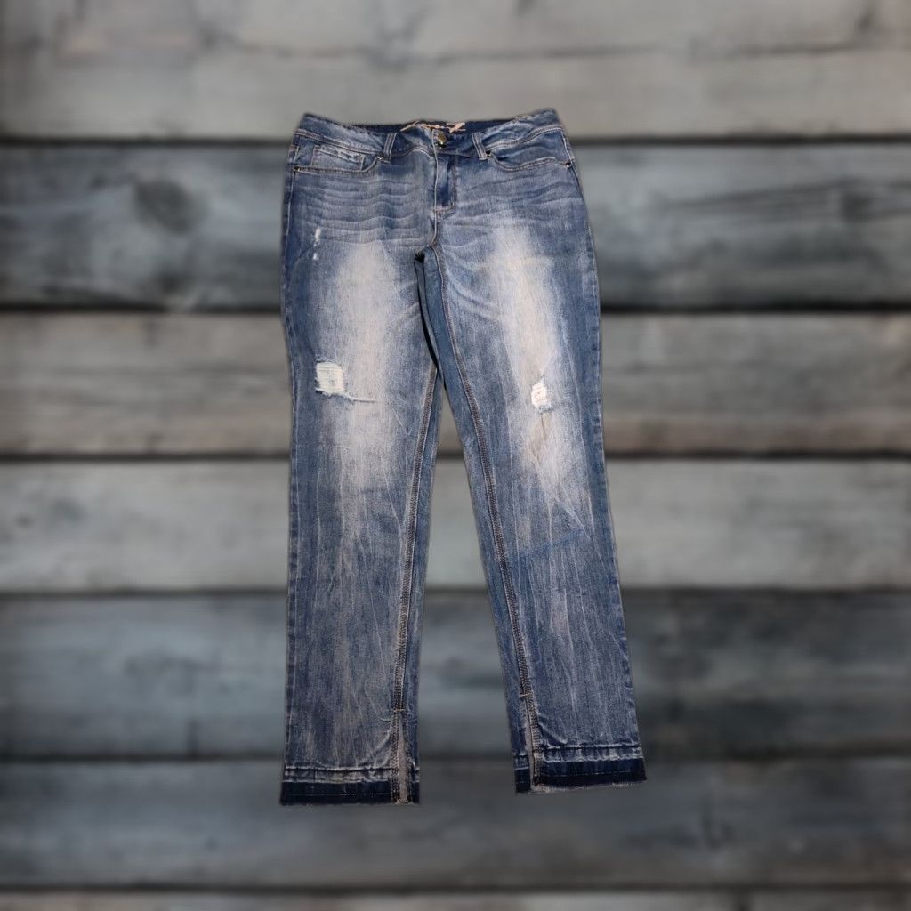 7 For All Mankind 7 For All Mankind Women's Lobo Skinny Jeans Size 16 Distressed Blue Denim Mid Rise 30 in Inseam Size 26" / US 2 / IT 38 - 1 Thumbnail