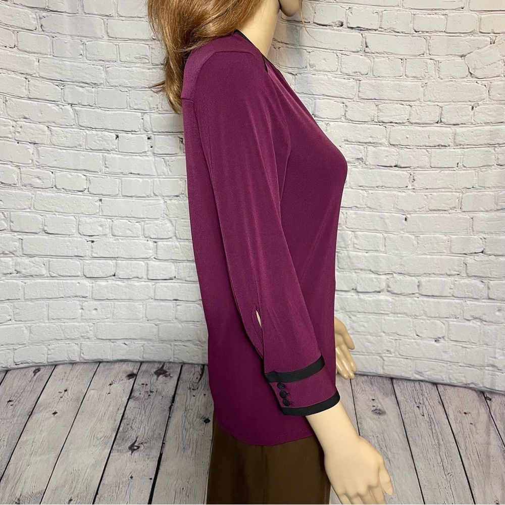 Karl Lagerfeld NWT New KARL LAGERFELD Splitneck Long Sleeve Button Purple Size XXS / US 00 / IT 34 - 9 Thumbnail