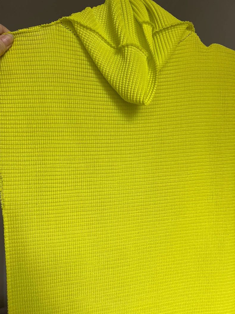 Issey Miyake Issey Miyake size:one size Fluorescent green vest Size M / US 6-8 / IT 42-44 - 2 Thumbnail