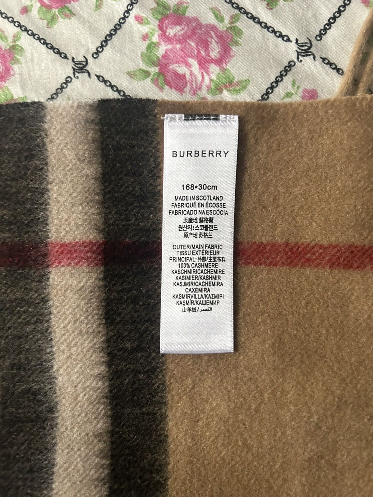 Burberry Burberrh Cashmere Scarf Size ONE SIZE - 3 Thumbnail