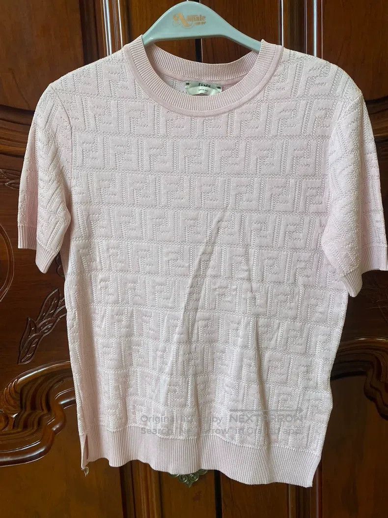 Fendi Fendi Pink Knit Short Sleeve Top Size XS / US 0-2 / IT 36-38 - 1 Thumbnail