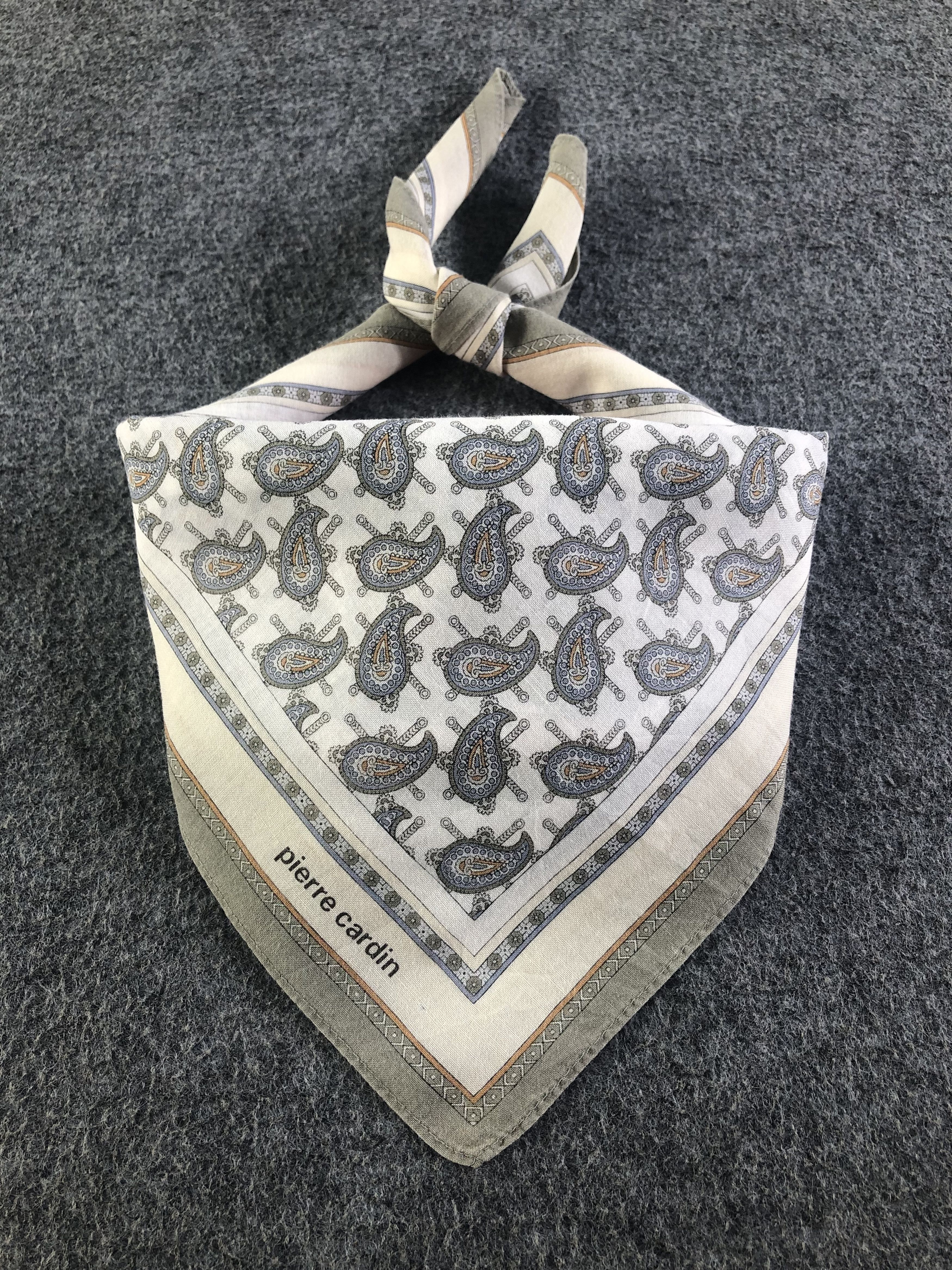 Pierre Cardin Pierre Cardin Handkerchief / Bandana / Neckerchief C488 Size ONE SIZE - 1 Thumbnail